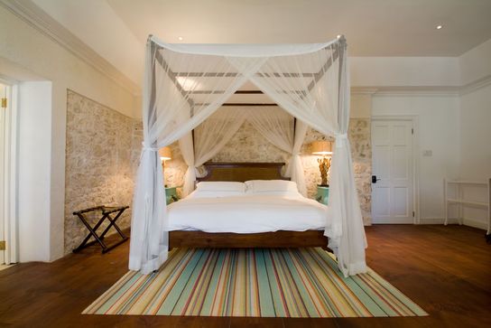 Atlantis Historic Inn